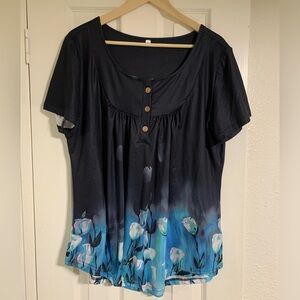 Woman’s floral top XL